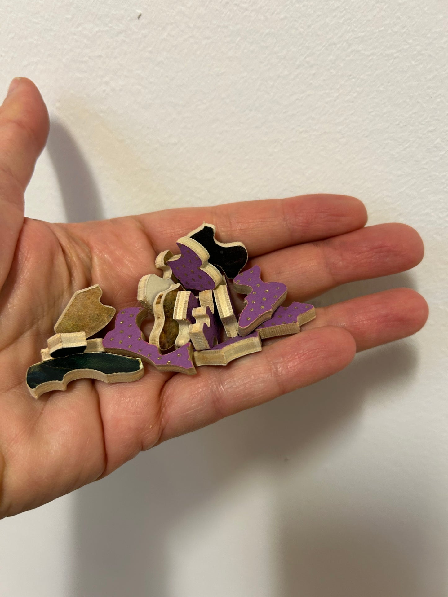 Puzzle ancien en bois; le couronnement de la vierge selon Velasquez