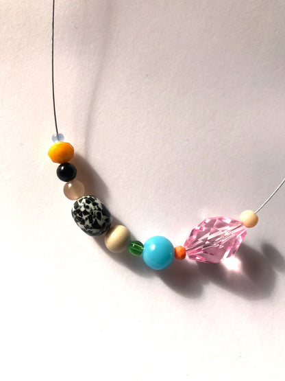 Petit collier de petites perles n1