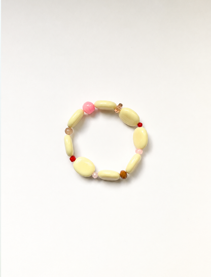Bracelet petites perles blanches et multicolores
