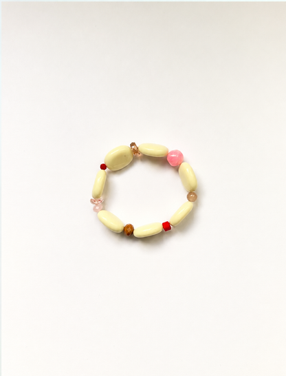 Bracelet petites perles blanches et multicolores