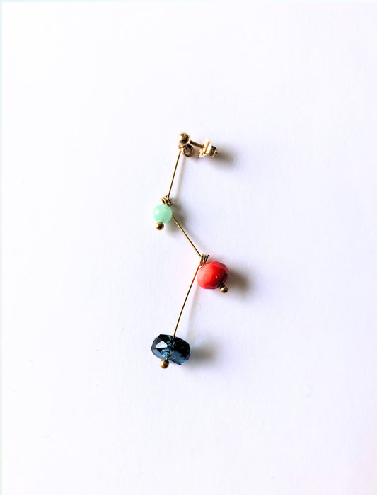 Petite boucle d'oreille mobile n°6